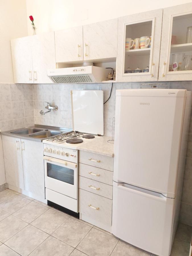 Apartment Jerolima Dugi Rat Luaran gambar