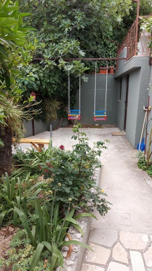 Apartment Jerolima Dugi Rat Luaran gambar