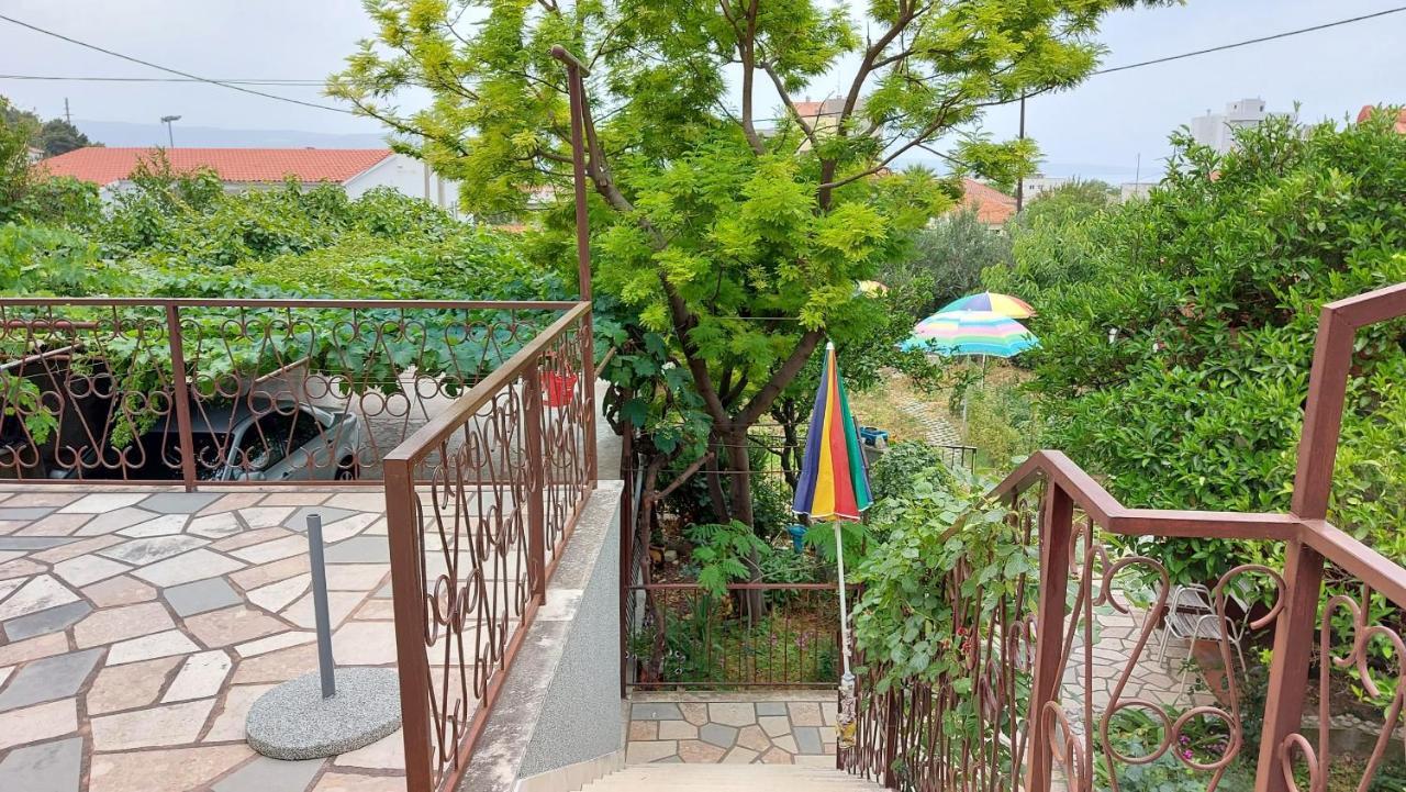 Apartment Jerolima Dugi Rat Luaran gambar